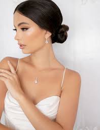 Dije y Aretes